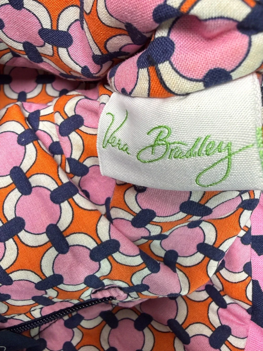 VERA BRADLEY | Angle Tote in Retired “Loves Me” Pink Daisy Print Preppy Retro